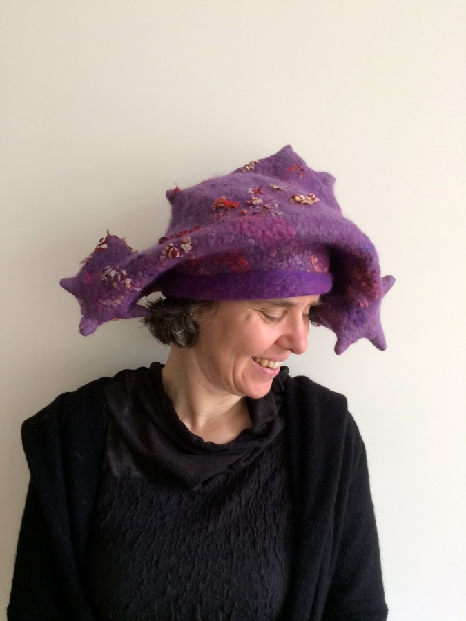 Carla-van-Belle-Vilt-Hoedje-vilten-Felt-Hat-Stars-Baret-Sterrenbaret