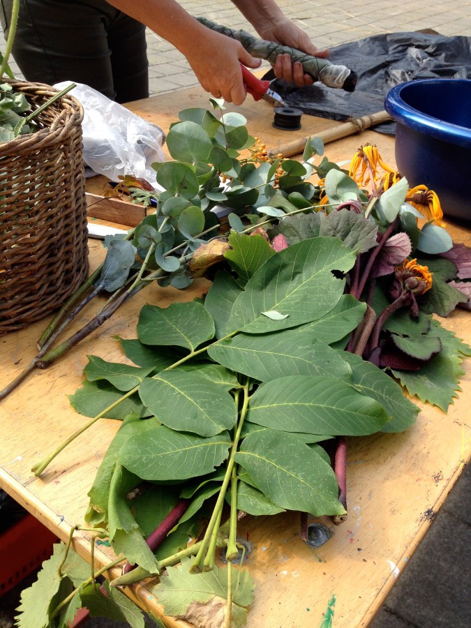 Ecoprint-walnut-eucalyptus