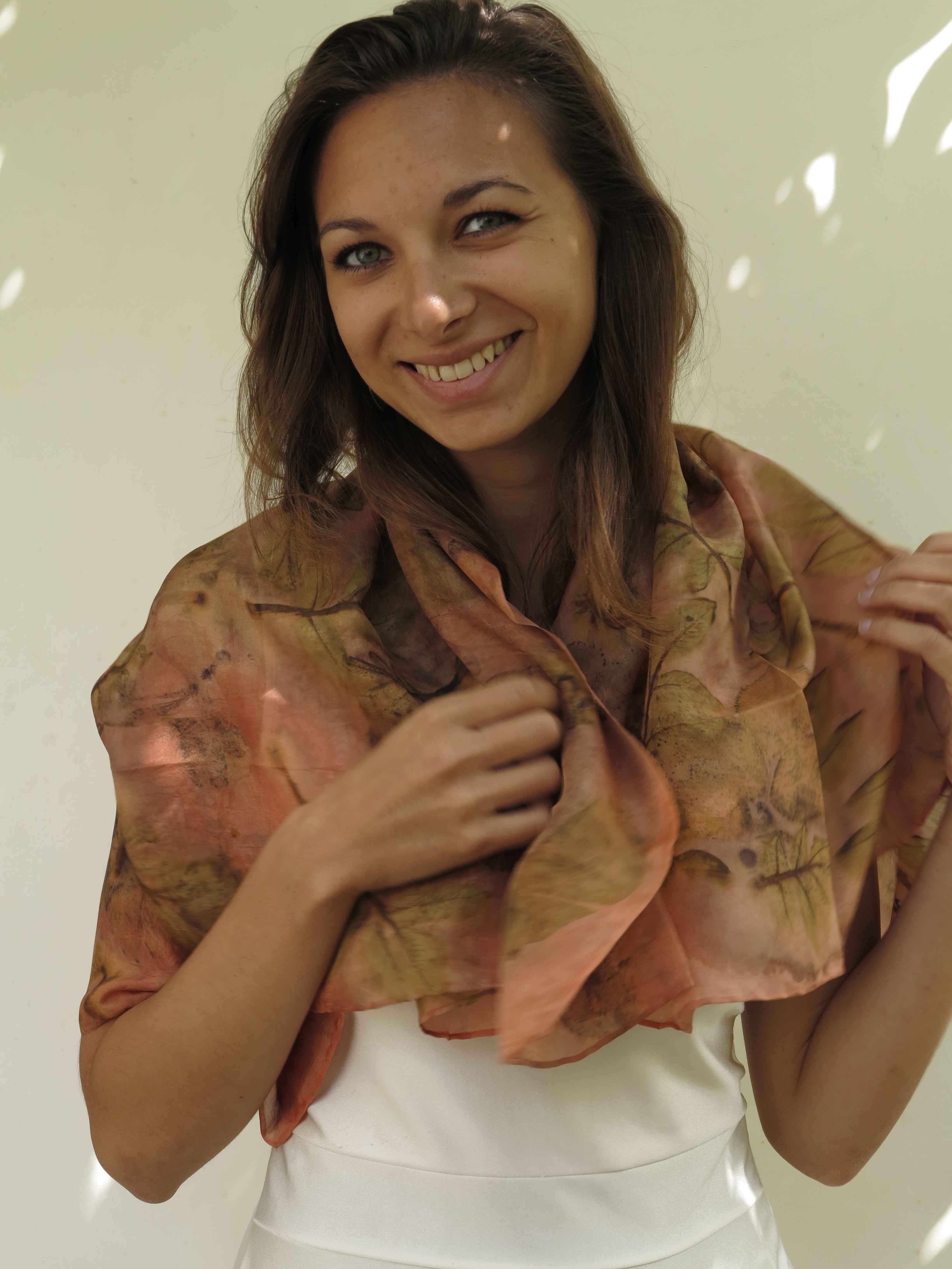 meekrap natural dye botanical print walnut