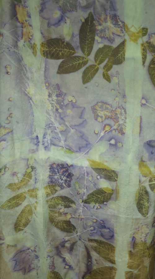 sjaal verven met blauw en indigo