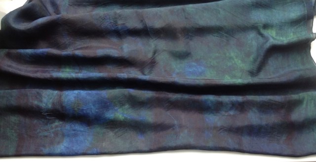 deep indigo scarf diep indigoblauwe sjaal